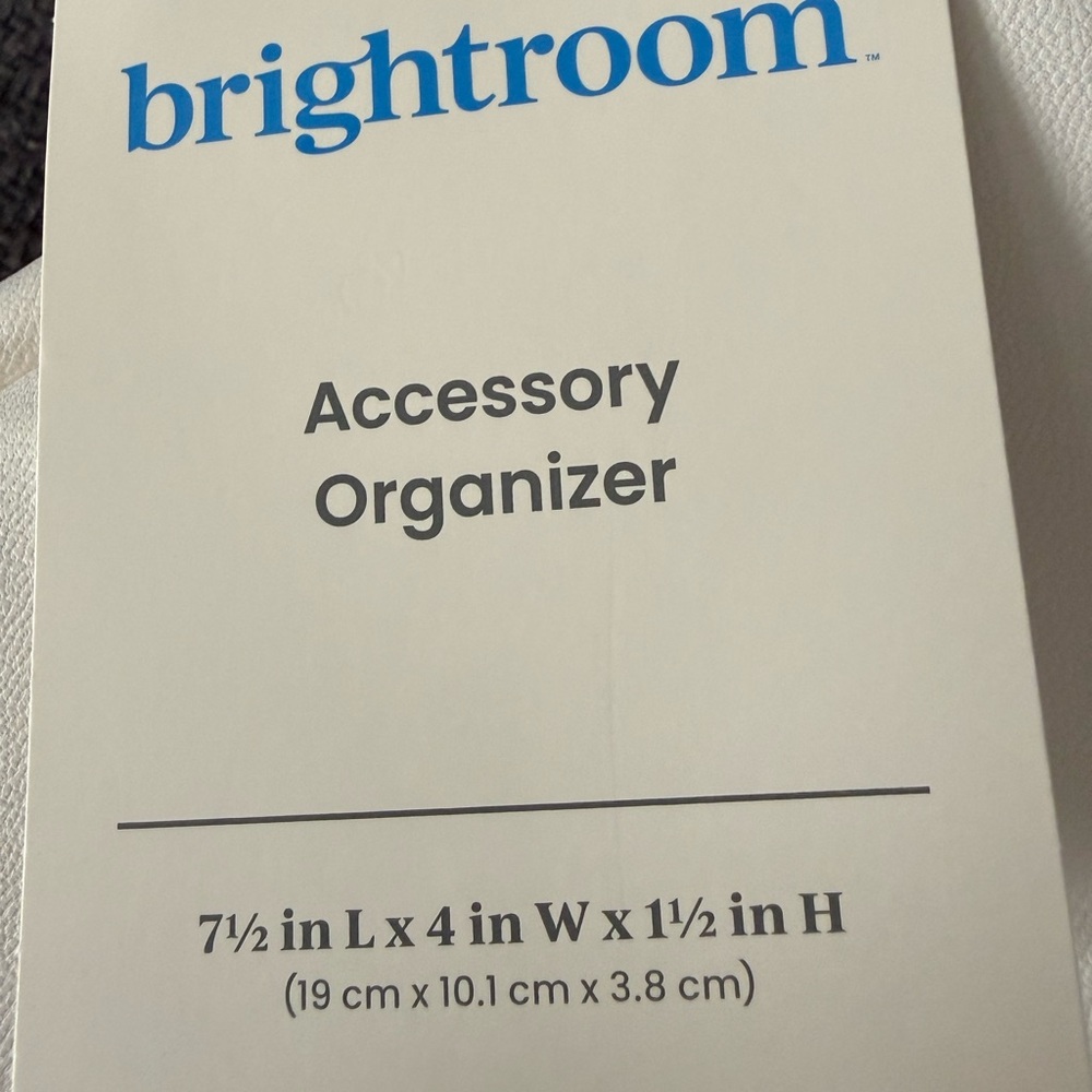 Cream Zip Accessory Organizer - Picture 3 of 3